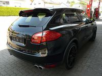 Gebraucht Porsche Cayenne Turbo 500 PS (367 kW) 2011 Tiefschwarz metallic SUV
