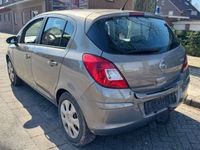 Gebraucht Opel Corsa Edition 75 PS (55 kW) 2012 Braun Limousine