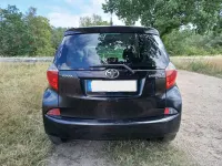 Gebraucht Toyota Verso-S Luna 99 PS (72 kW) 2014 Schwarz Van / Kleinbus