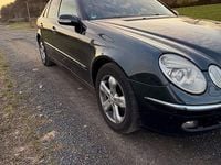 Gebraucht Mercedes E320 Elegance 204 PS (150 kW) 2005 Schwarz Limousine