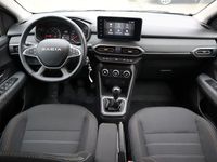 Neu Dacia Sandero Expression 101 PS (74 kW) 2025 Blau Kleinwagen