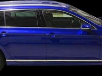 Gebraucht VW Passat Elegance 190 PS (139 kW) 2019 Blau Kombi
