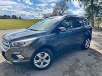 Gebraucht Ford Kuga 175 PS (128 kW) 2018 Grau SUV