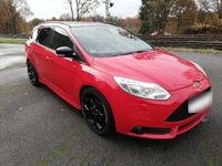 Gebraucht Ford Focus Sport 250 PS (183 kW) 2012 Rot Kombi