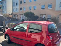 Second-hand Renault Twingo 75 CP (55 kW) 2010 Roșu Hatchback