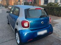 Gebraucht Smart ForFour 90 PS (66 kW) 2018 Blau Kleinwagen