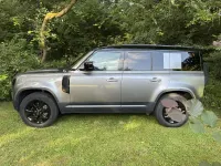 Gebraucht Land Rover Defender SE 249 PS (183 kW) 2021 Eiger grey (metallic) SUV
