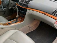 Gebraucht Mercedes E200 160 PS (117 kW) 2004 Grau Kombi