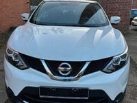 Gebraucht Nissan Qashqai Visia 116 PS (85 kW) 2015 Weiß SUV