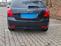 Gebraucht Kia Ceed 105 PS (77 kW) 2009 Schwarz Kleinwagen