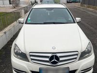 Gebraucht Mercedes 180 156 PS (114 kW) 2011 Weiß Limousine