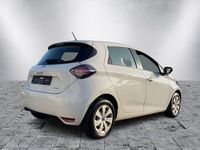 Second-hand Renault Zoe Life 50 kW (69 CP) 2020 Alb Hatchback
