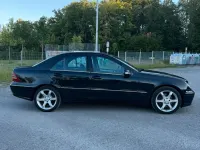 Gebraucht Mercedes C270 170 PS (125 kW) 2005 Schwarz Limousine