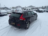 Gebraucht Volvo V40 Kinetic 190 PS (139 kW) 2014 Schwarz Limousine