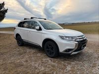 Gebraucht Mitsubishi Outlander Edition 150 PS (110 kW) 2017 Weiß SUV