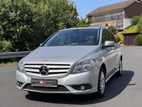Gebraucht Mercedes B180 122 PS (89 kW) 2012 Silber Van / Kleinbus