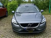 Gebraucht Volvo V40 Momentum 120 PS (88 kW) 2017 Grau Limousine