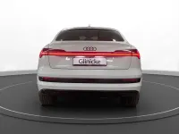 Gebraucht Audi e-tron Sportback Advanced 300 kW (408 PS) 2023 Gletscherweiß metallic SUV