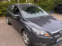 Gebraucht Ford Focus 90 PS (66 kW) 2010 Blau Kombi