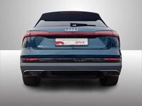Gebraucht Audi e-tron Ambiente 230 kW (313 PS) 2021 Galaxisblau metallic SUV