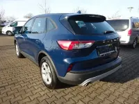 Usado Ford Kuga Cool & Connect 120 HP (88 kW) 2021 Azul SUV