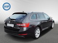Gebraucht Skoda Superb Style 190 PS (139 kW) 2017 Schwarz metallic Kombi