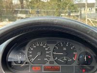 Gebraucht BMW 318 143 PS (105 kW) 2000 Silber Limousine