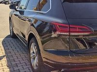 Gebraucht VW Touareg Edition 231 PS (169 kW) 2023 Braun SUV