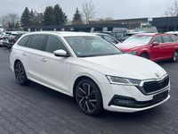 Gebraucht Skoda Octavia First Edition 204 PS (150 kW) 2021 Weiß Kombi