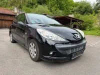 Gebraucht Peugeot 206 73 PS (53 kW) 2012 Schwarz Limousine