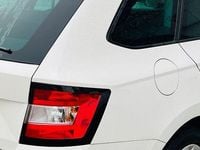 Gebraucht Skoda Fabia Ambition 95 PS (69 kW) 2022 Weiß Kleinwagen