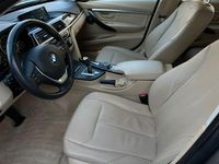 Gebraucht BMW 320 Luxury Line 190 PS (139 kW) 2016 Silber Kombi