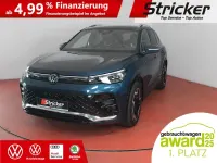 Gebraucht VW Tiguan R-line 150 PS (110 kW) 2025 Nightshade blue metallic (metallic) SUV