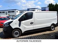 Gebraucht Opel Vivaro 120 PS (88 kW) 2017 Weiß Van / Kleinbus