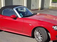 Gebraucht Fiat 124 Spider Lusso 140 PS (102 kW) 2018 Rot Cabrio
