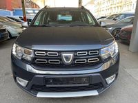 Gebraucht Dacia Logan MCV Stepway 90 PS (66 kW) 2018 Grau Limousine