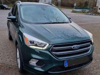 Gebraucht Ford Kuga Titanium 150 PS (110 kW) 2017 Grün SUV