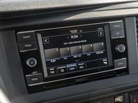 Gebraucht VW Caravelle Trendline 110 PS (80 kW) 2024 Grau Van / Kleinbus