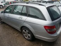 Gebraucht Mercedes C220 170 PS (125 kW) 2010 Silber Limousine