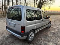 Gebraucht Peugeot Partner 107 PS (78 kW) 2003 Silber Van / Kleinbus