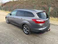 Gebraucht Ford Focus 116 PS (85 kW) 2013 Grau Limousine