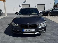 Gebraucht BMW 320 184 PS (135 kW) 2012 Grau Limousine