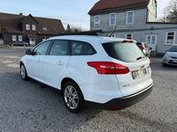 Gebraucht Ford Focus Titanium 101 PS (74 kW) 2018 Weiß Kombi