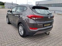 Gebraucht Hyundai Tucson Trend 136 PS (100 kW) 2016 Moon rock / met SUV