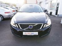 Gebraucht Volvo XC60 Kinetic 163 PS (119 kW) 2010 Schwarz SUV