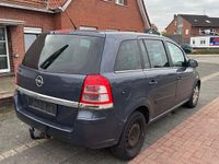 Gebraucht Opel Zafira Edition 150 PS (110 kW) 2010 Blau Van / Kleinbus