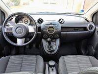 Second-hand Mazda 2 Edition 84 CP (61 kW) 2010 Argintiu Hatchback