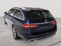 Gebraucht Mercedes E400 Avantgarde 330 PS (242 kW) 2022 Nautikblau metallic Kombi