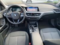 Gebraucht BMW 116 109 PS (80 kW) 2022 Grau Kleinwagen