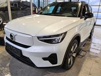 Gebraucht Volvo XC40 Core 169 kW (230 PS) 2023 Weiß crystal white / metallic SUV